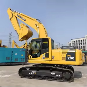 komatsu-pc200-may-xuc-bai (1)